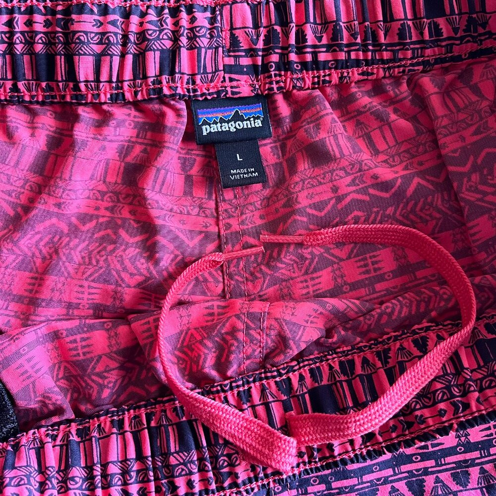 Patagonia Women's Red and Black Patterned Shorts - Picture 2 of 8